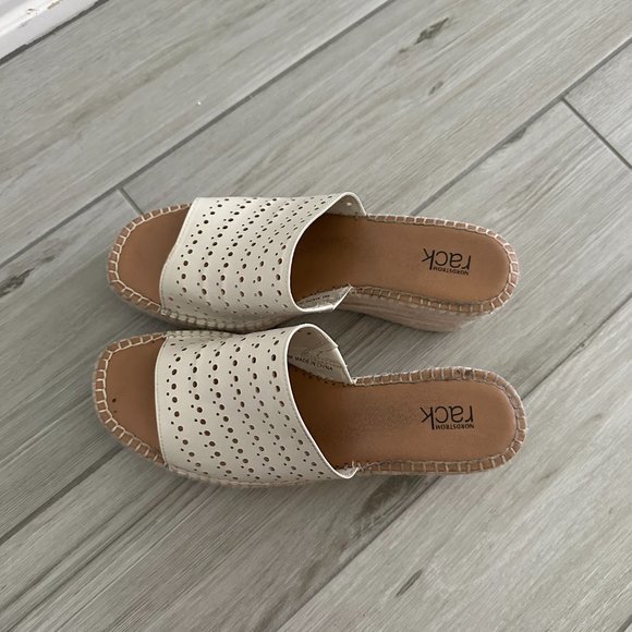 Wedges - Picture 2 of 3